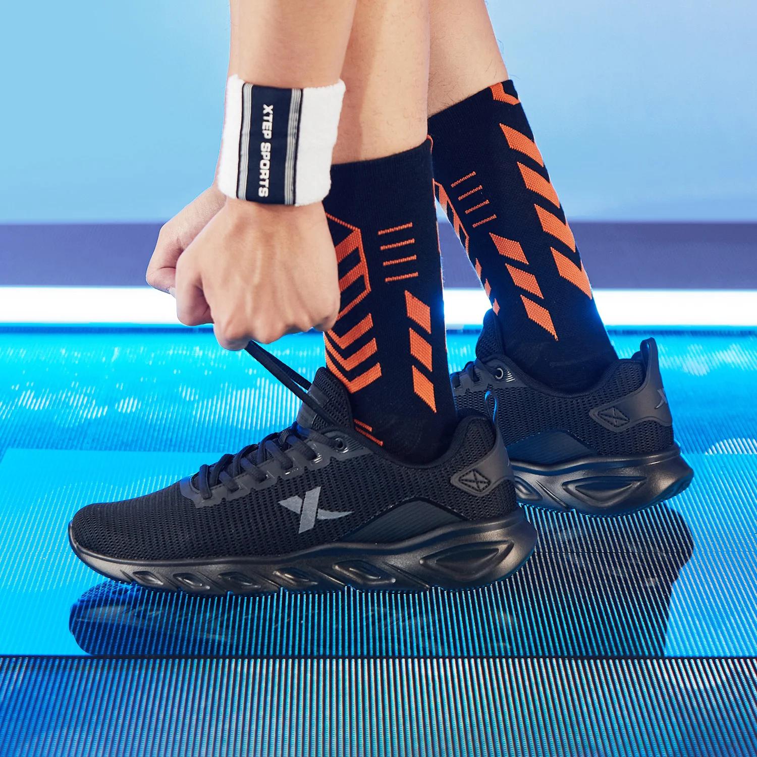 Xtep chaussures de course pour hommes 2025 printemps chaussures de sport absorbant la sueur résistan