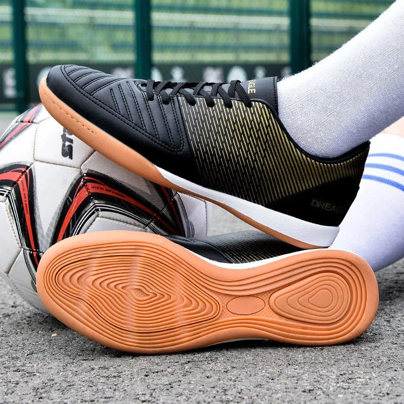Crampons de Football en salle pour hommes, chaussures de Futsal professionnelles antidérapantes, bot