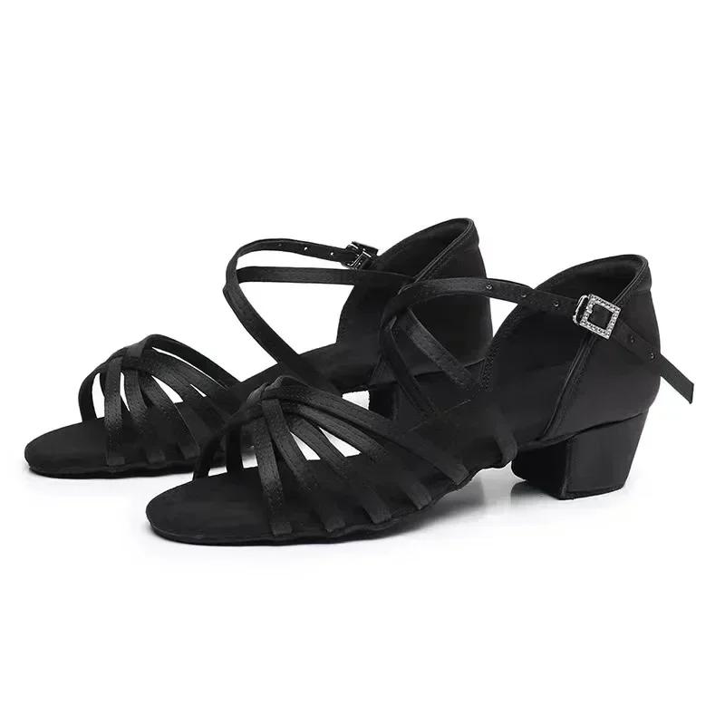 Nouveauté salle de bal fille chaussures de danse enfants talon bas dames femmes chaussures de danse