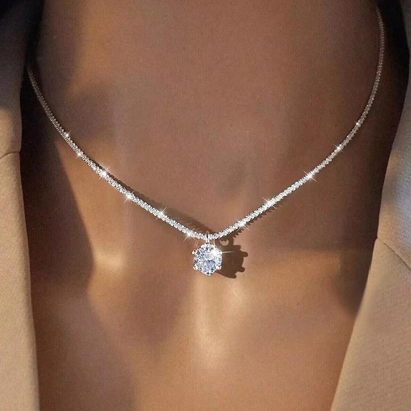 LOUTF 1CT Collier pendentif blanc en diamant Moissanite étincelant de luxe pour femmes, en argent st