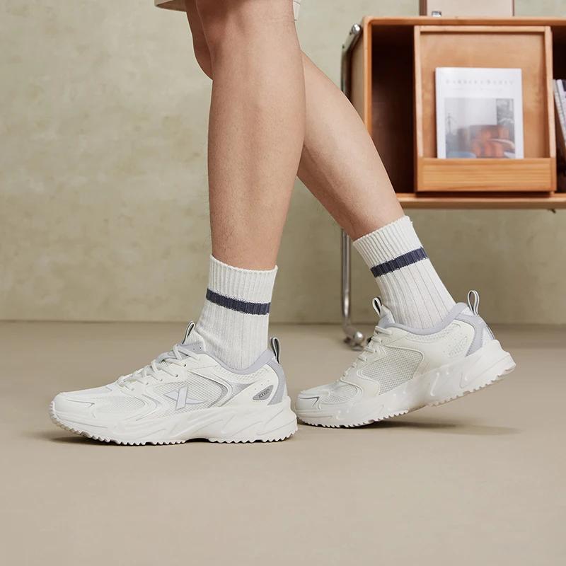 Xtep chaussures décontractées pour hommes été durabilité chaussures de sport pour hommes résistant à