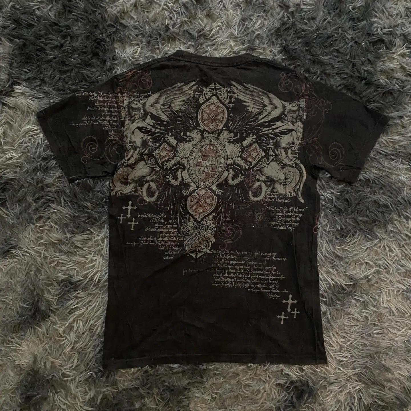 Chemise d'impression de crâne d'affliction des années 2000, haut graphique de mode, vêtements de sty