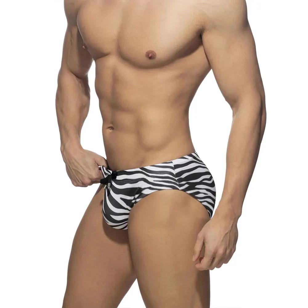 Slip de bain pour hommes Sexy natation court Sport nautique pantalons de plage maillot de bain impri