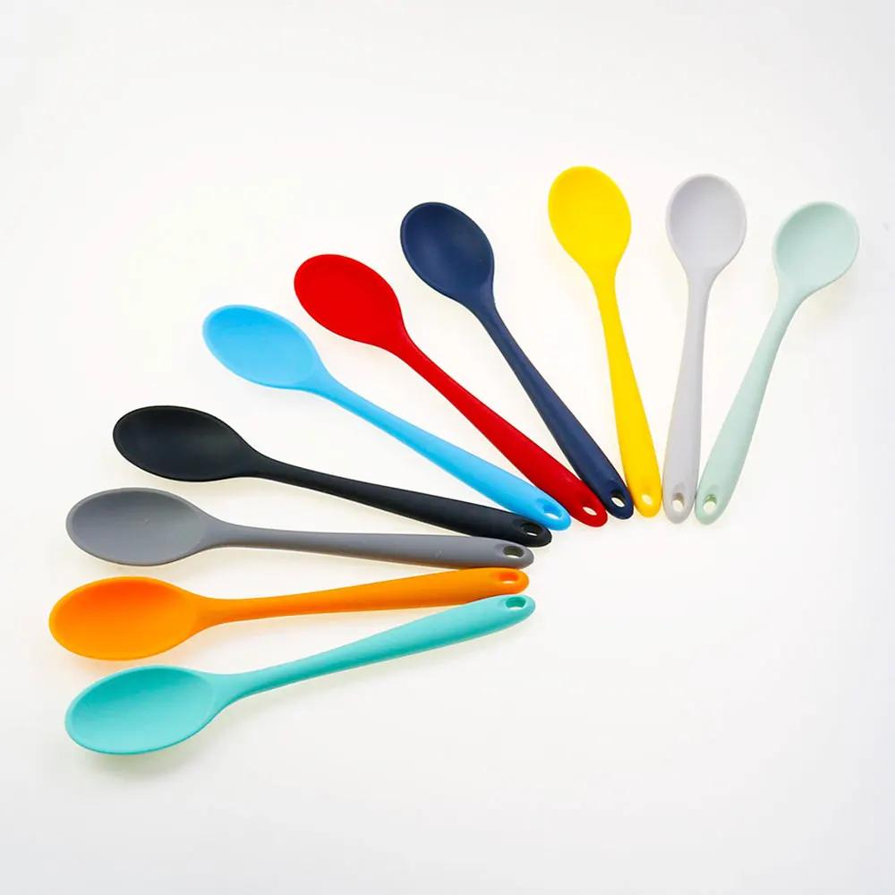 Silicone world Cuillère en silicone Cuillères à soupe mixtes Louche de mélange de cuisine Ustensiles