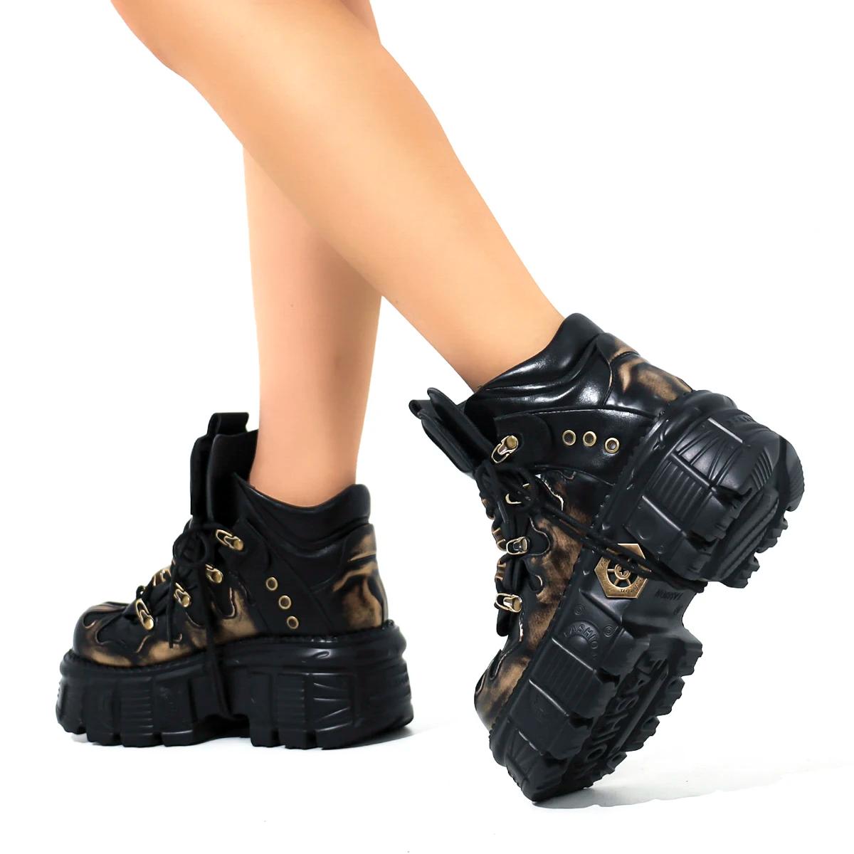 Bottes courtes espagnoles rétro résistantes à l'usure, Style moto à enfiler populaire, Punk en métal