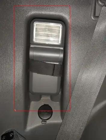 Lampe de travail de coffre arrière 1 pièce pour Pajero V20 V30 MB 777742 Feux de porte arrière pou