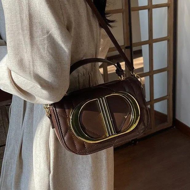 Sac à langer élégant rétro chic en cuir texturé, sac à bandoulière pour femme, sac fourre-tout minim
