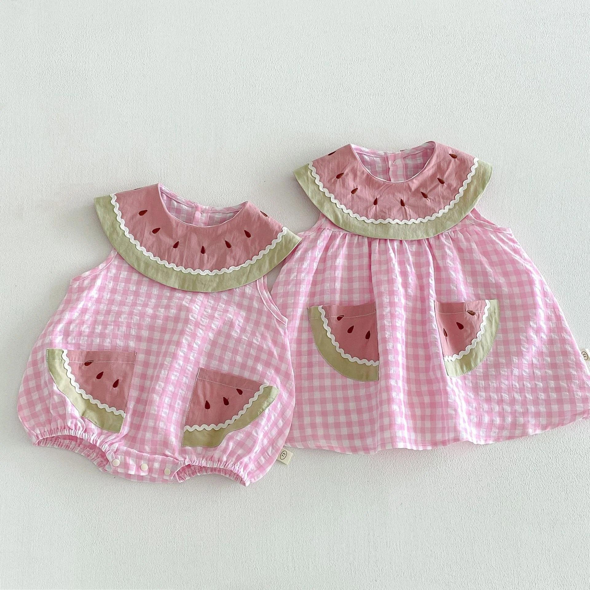 Nouvelle Robe d'été 2026 pour Enfants, Style Doux, Rose à Carreaux Pastèque, Sans Manches, Légère, V