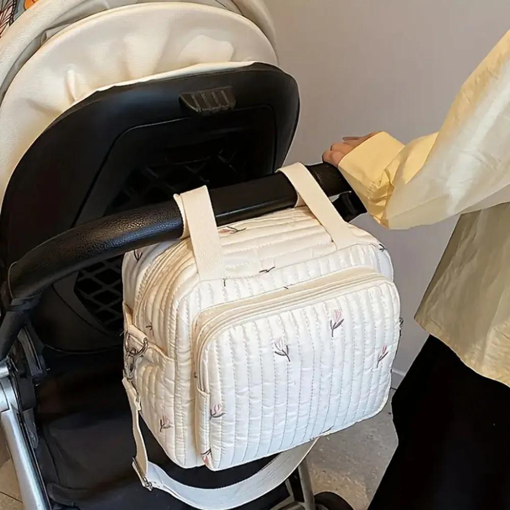 Sac à couches brodé en Nylon, Chic ours et tulipe, avec Clip de poussette, essentiels de voyage pour