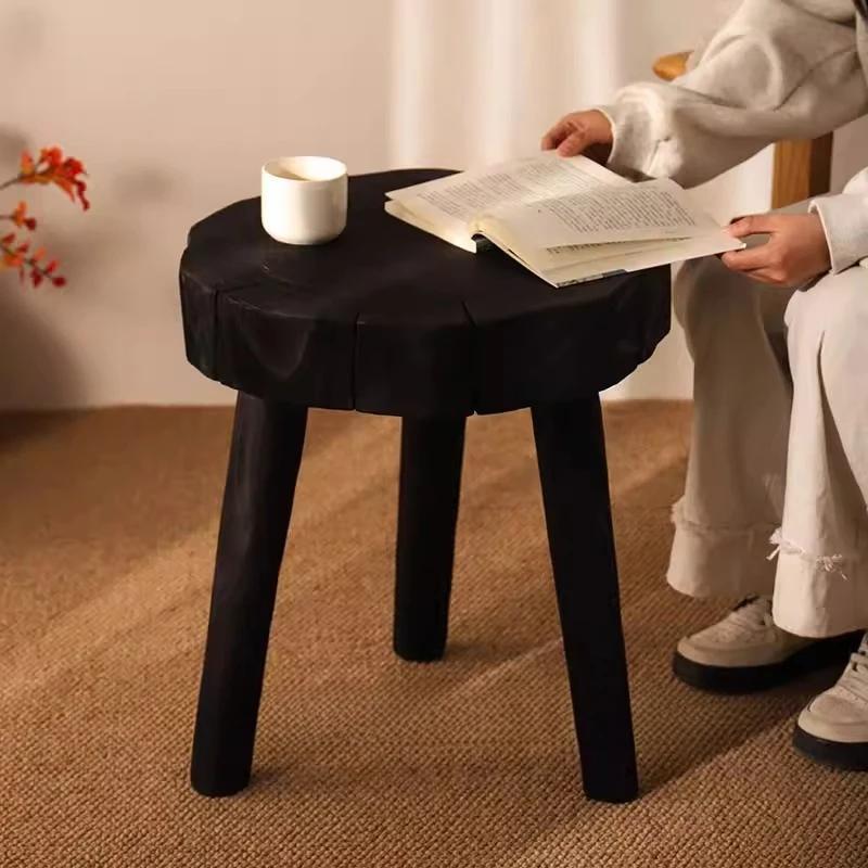 Wabi Sabi Table basse ronde Miniature organique Table d'appoint moderne en bois massif petits espace