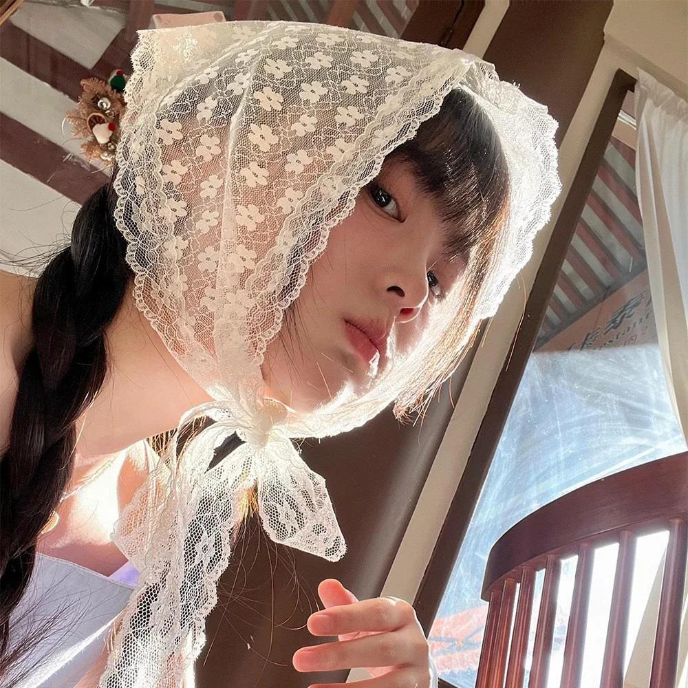1 pièce Foulard triangulaire en dentelle blanc, Turban doux en dentelle, Bandeau de voyage pour phot