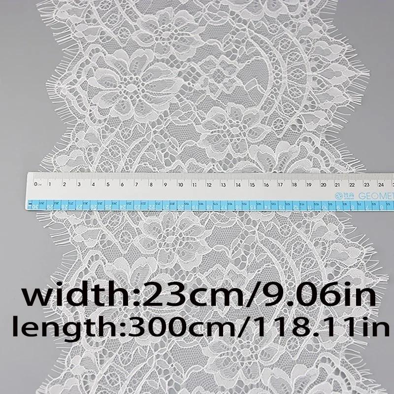 Dentelle à cils blanche