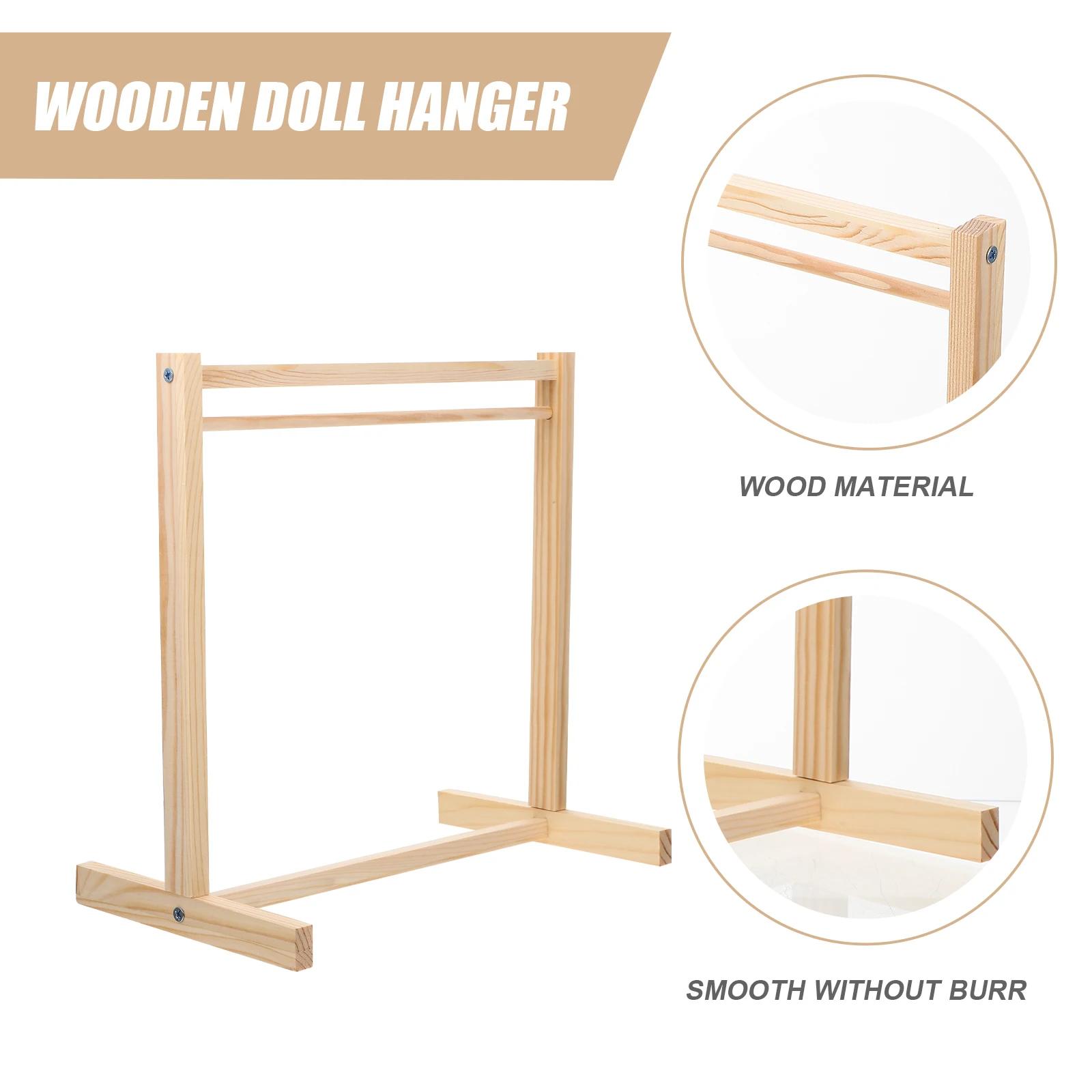 Cintre en bois pour jouets