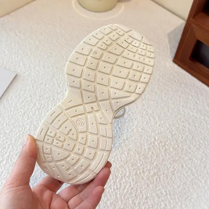 Baskets pour enfants printemps-été 2026, nouvelles chaussures de sport à semelle souple, antidérapan