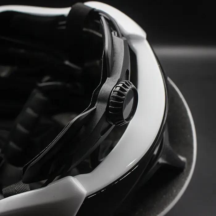Casque vélo aérodynamique sécurité sport hommes course route montagne protectionextérieuractivitécyclismeperformancevisibilitécirculationrespirationsécuritéprotectionrobusteinnovantdesignaérodynamiquedurabletrajetextreme