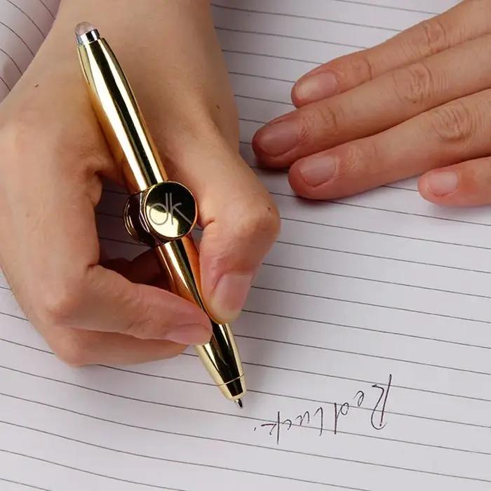 Stylo LED multifonction créatif, gyroscope de décompression rotatif, stylo à bille en métal, fournit