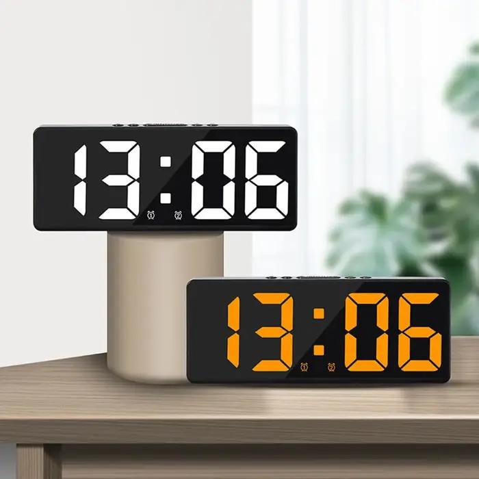 Numéro créatif horloge couleur veilleuse température calendrier réveil LED grand nombre horloge élec