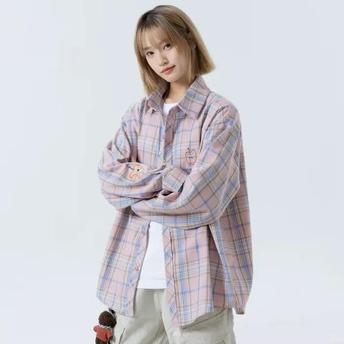 Chemisier à carreaux oversize pour femme avec broderie pomme – Blouses et chemises décontractées ten