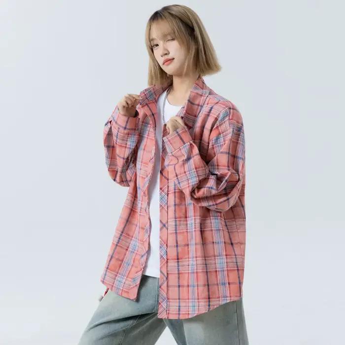 Chemisier à carreaux oversize pour femme avec broderie pomme – Blouses et chemises décontractées ten