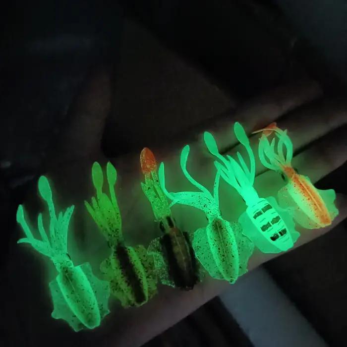 DUODUOYU 1 pièces Mini leurre de pêche au calmar souple 6 cm 2g gabarits de calmar UV lumineux pour
