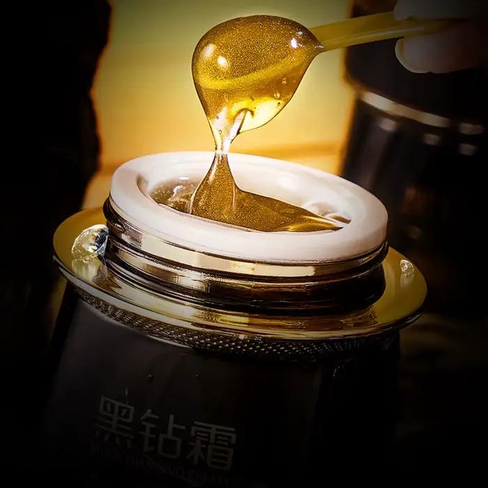 Crème Visage Hydratante et Raffermissante à l'Extrait d'Algues et Feuille d'Or 50g - Contrôle du Séb
