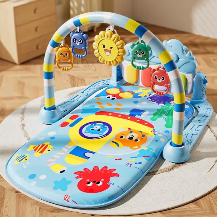 Tapis de jeu pour bébé, 1 ensemble de tapis rampant pour activités de fitness pour bébé avec jouets suspendus, tapis de jeu musical éducatif, vacances parfaites et B