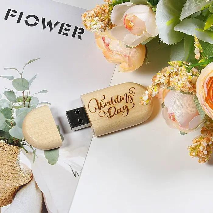 JASTER 10 PCS LOT USB Flash Drives 128GB boîte en bois Pen Drive 64GB gratuit Logo personnalisé Memo