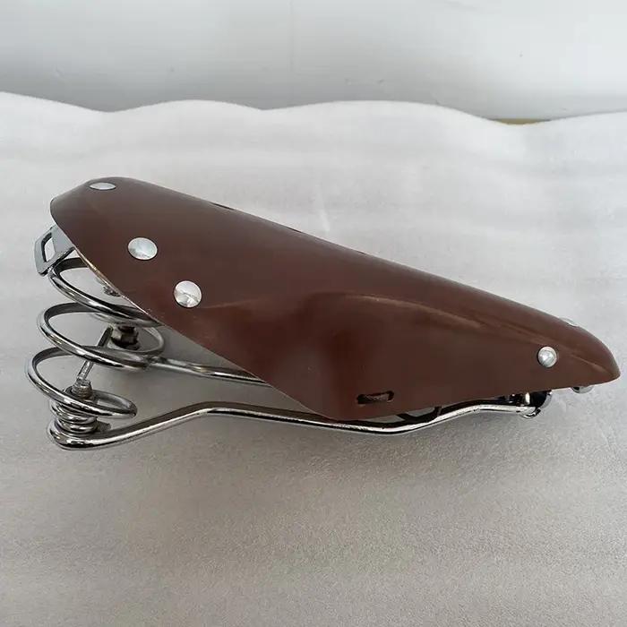Selle de vélo en cuir respirante et confortable pour VTT, siège de cyclisme rétro avec coussin pour