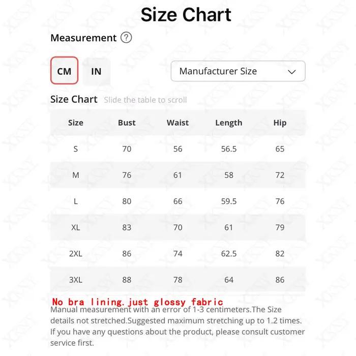XClocKNYoung Combinaison de bain une pièce en satin brillant, soyeuse, à coupe haute, avec décolleté