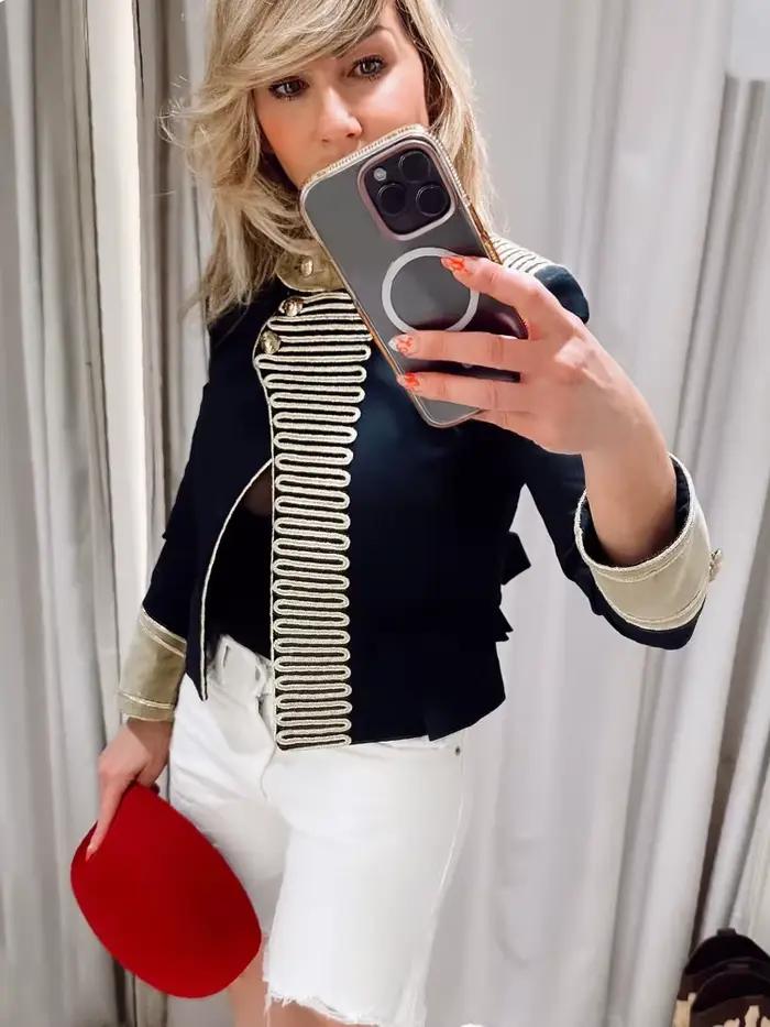 HH 2026 Nouvelle Veste Courte Femme Tendance à Col Montant et Boutonnage Simple, Manches Longues, Co