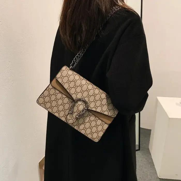 Sac à langer rétro Premium Bacchus pour femme, design chaîne européen et américain tendance, sac mes