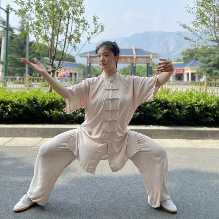 Uniforme de Chapelle Tai Professionnel en Coton Haute Qualité pour Entraînements de Wushu Kung Fu Arts Martiaux pour Enfants et Adultes
