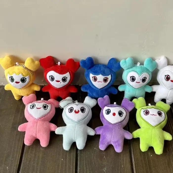 9 pièces en peluche coréen Super étoile en peluche jouet dessin animé Animal deux fois Momo poupée p