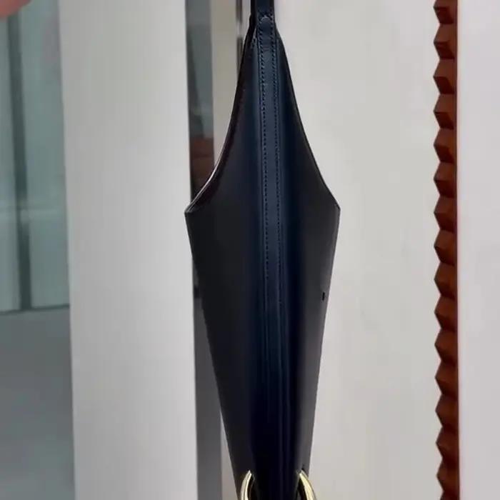 Sacs à main demi-lune fins en cuir véritable personnalisés avec initiales pour femmes sacs à main et