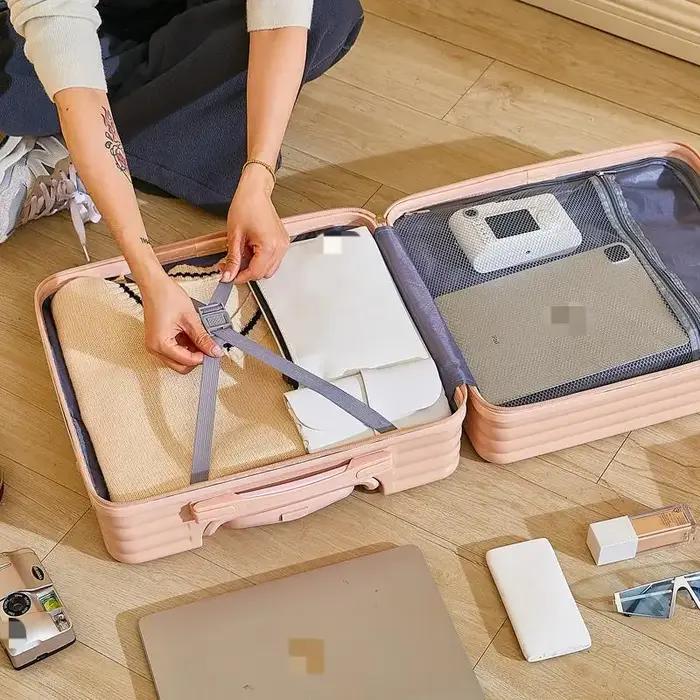 Valise de voyage de 18 pouces, jolie valise de compagnie aérienne, boîte à mot de passe, roue silenc
