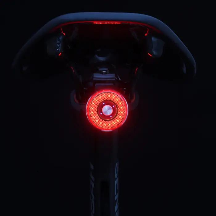 Feu arrière de vélo intelligent avec détection de freinage automatique, étanche IPx6, charge LED, fe
