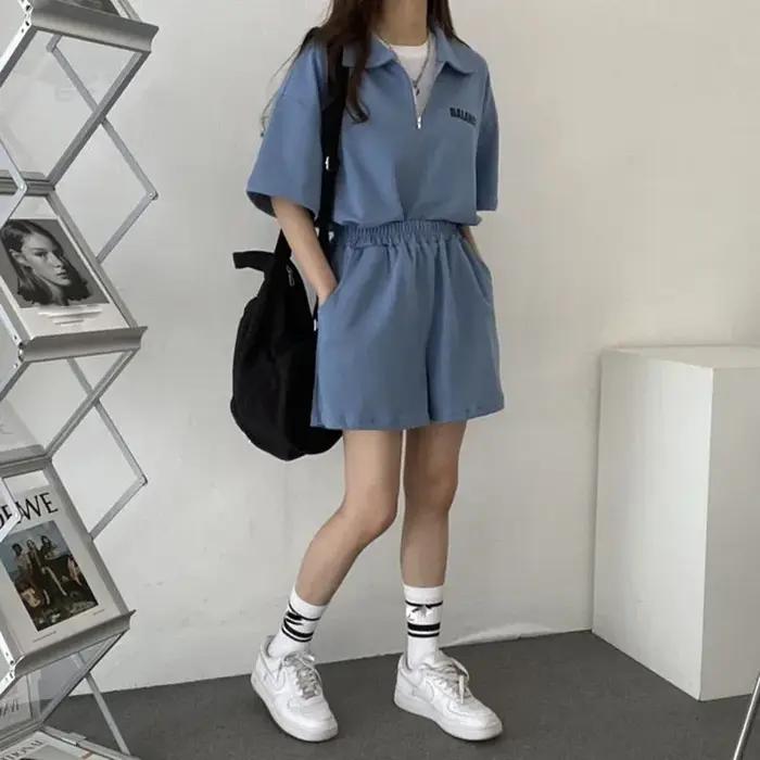 Ensembles de survêtement deux pièces pour femmes chemisier à manches courtes shorts à imprimé sportif décontracté solide été occasions spéciales activité physique style moderne