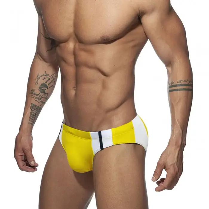 Slip de bain pour hommes, Sexy, court, Sport aquatique, pantalon de plage, bonnet, costume masculin,