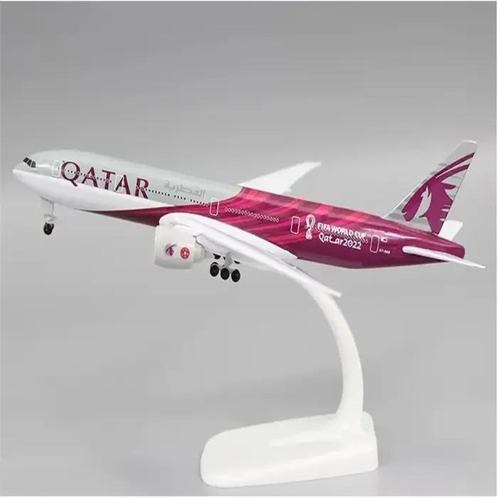 Air Qatar en alliage métallique, modèle d'avion moulé sous pression, roues d'avion lavables, engrena