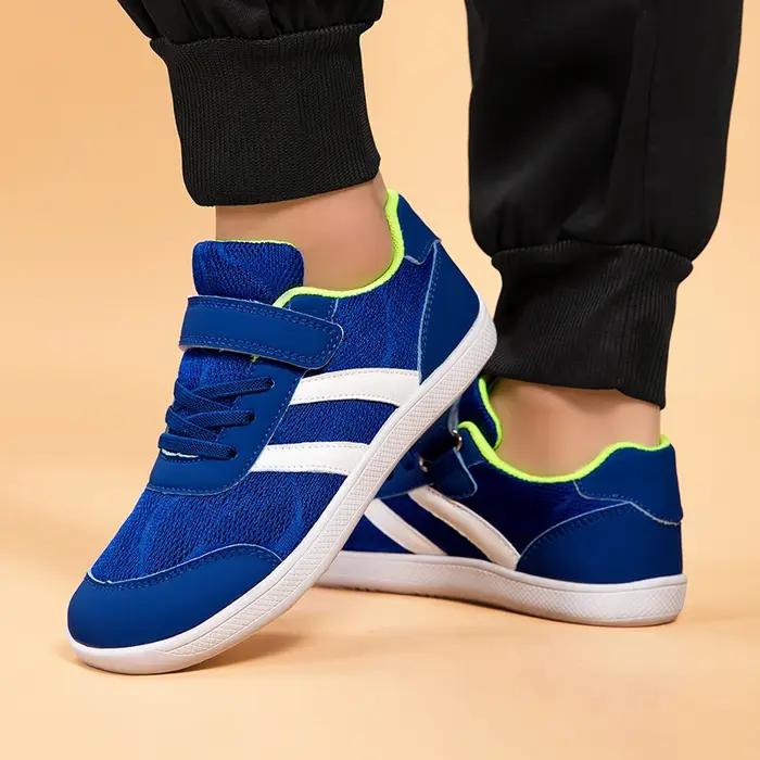 Nouveau modèle de chaussures de sport pour jeunes, chaussures à large ouverture, adaptées aux enfant