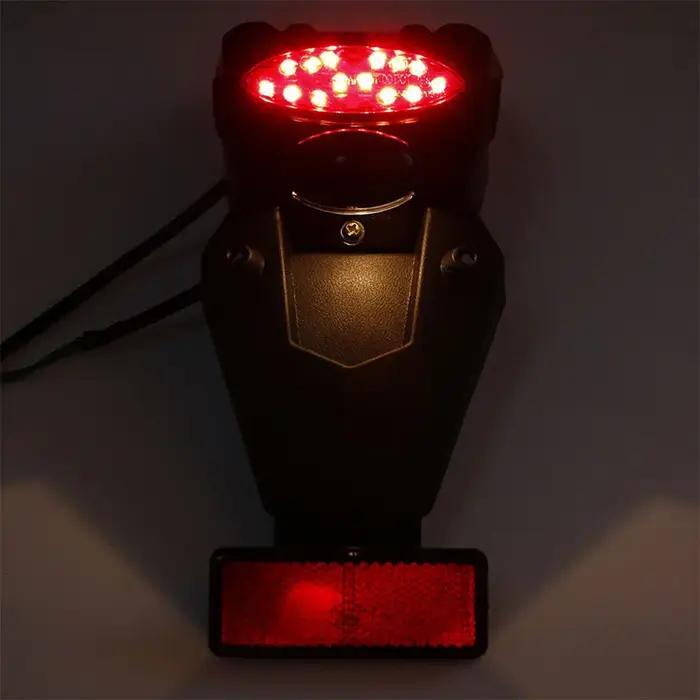 Garde-boue arrière universel en plastique ABS pour moto, feu arrière de frein à LED