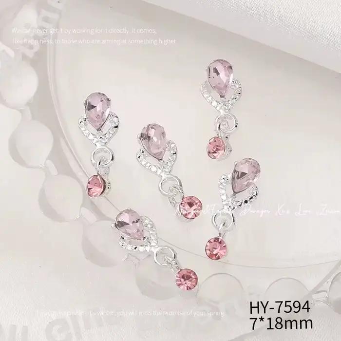 10 pièces Super Flash papillon amour pendentif ongles accessoires Nail Art Luxu alliage rose diamant