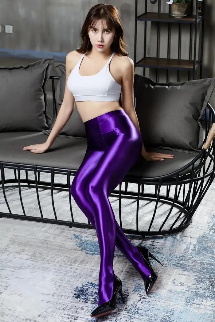Pantalons de yoga de sport collants opaques lisses en satin collants brillants bas de soie sexy legg