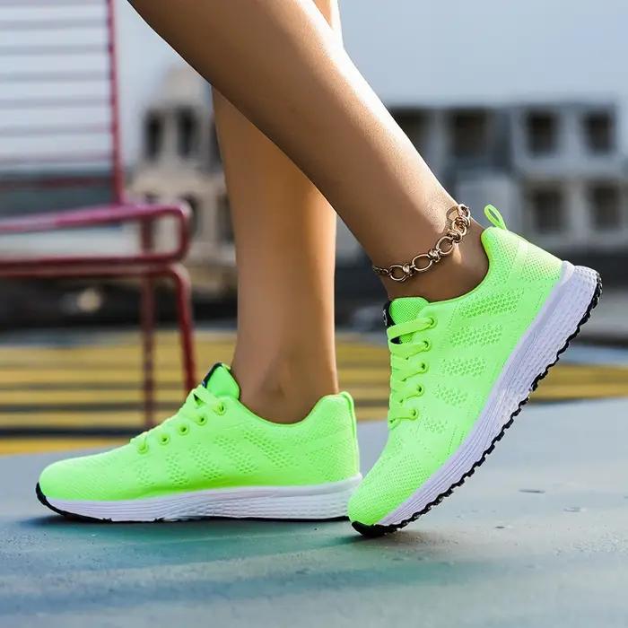 Baskets légères et respirantes pour femmes, chaussures de course en maille confortables pour l'extér