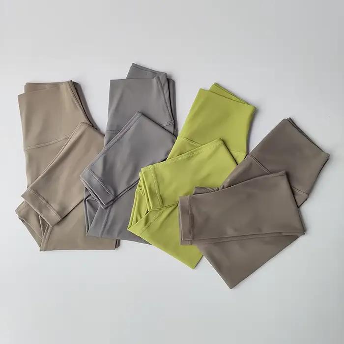 Leggings de fitness à sensation nue pour femmes, pantalons de yoga d'entraînement doux, collants de