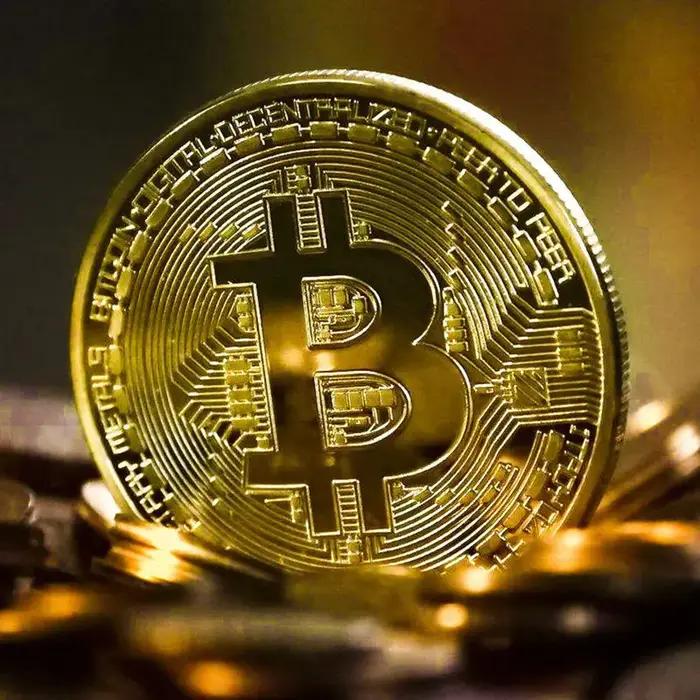 Pièce de monnaie Bitcoin plaquée or, Collection d'art à collectionner, cadeau commémoratif physique,