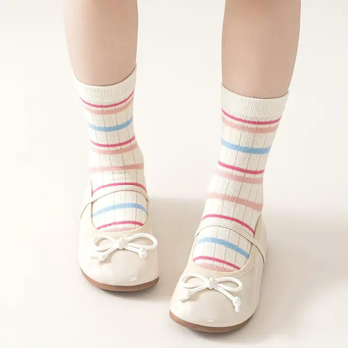 Lot de 5 chaussettes de sol pour enfants avec motifs lapin 3D et motifs floraux, points antidérapant