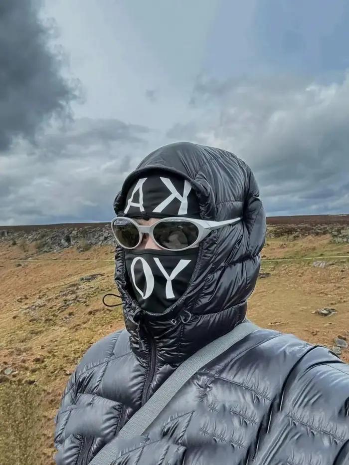 Lunettes de style avant-gardiste Y2K argentées pour la randonnée, le sport sur neige, la technologie