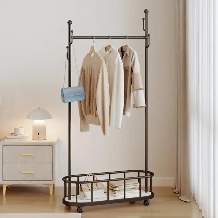 Porte-manteau élégant et simple pour chambre entrée et autres pièces de la maison pour accueillir vêtements pulls écharpes occasions spéciales
