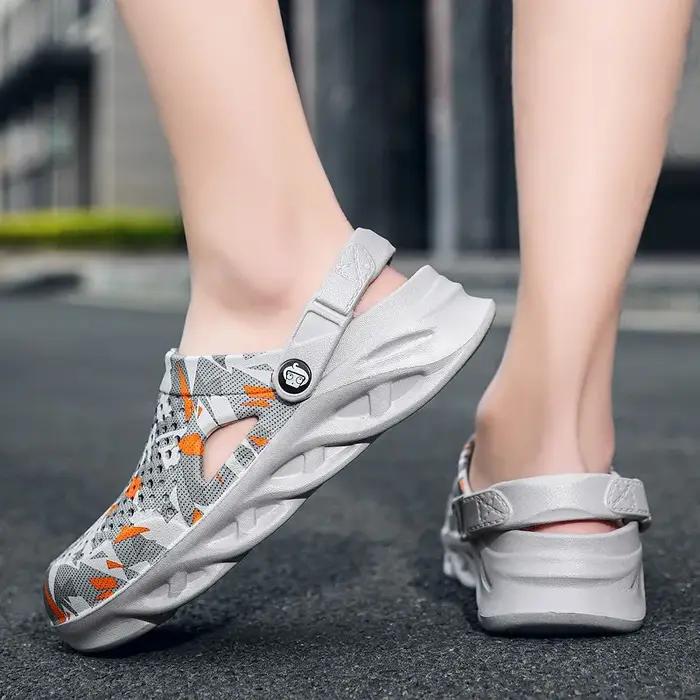 Sandales d'été pour hommes, chaussures d'eau légères EVA, pantoufles unisexes pour l'été, pantoufles